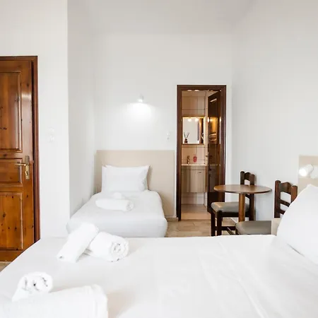 Argo Rooms-papadakis Aparthotel