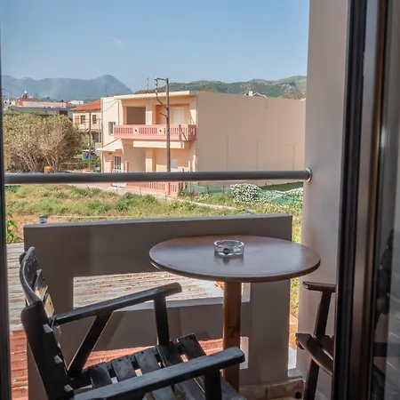 Argo Rooms-papadakis Aparthotel Kissamos
